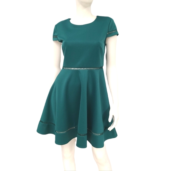 Francesca's Green Fit and Flair Dress Size Medium - Picture 3 of 8